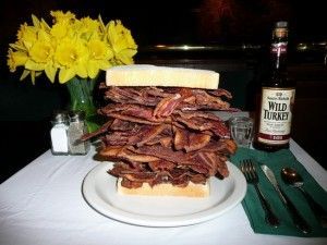 deluxe-bacon-sandwich