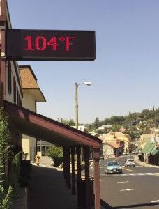 104 Degrees Outside Clarke Broadcasting, Sonora, CA on July 29, 2015